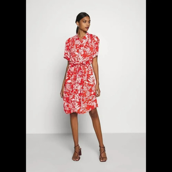 FABIENNE CHAPOT
Red Boyfriend Dress - Crazy Coral - Picture 3 of 16